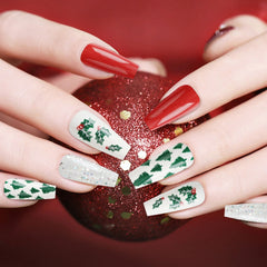 Holiday-Themed Christmas Nail Kit